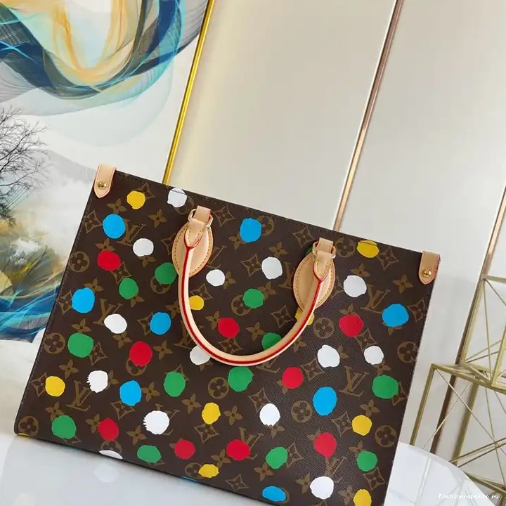 Fashionrepsfam ru LV Bag 2301DJ0002 1028